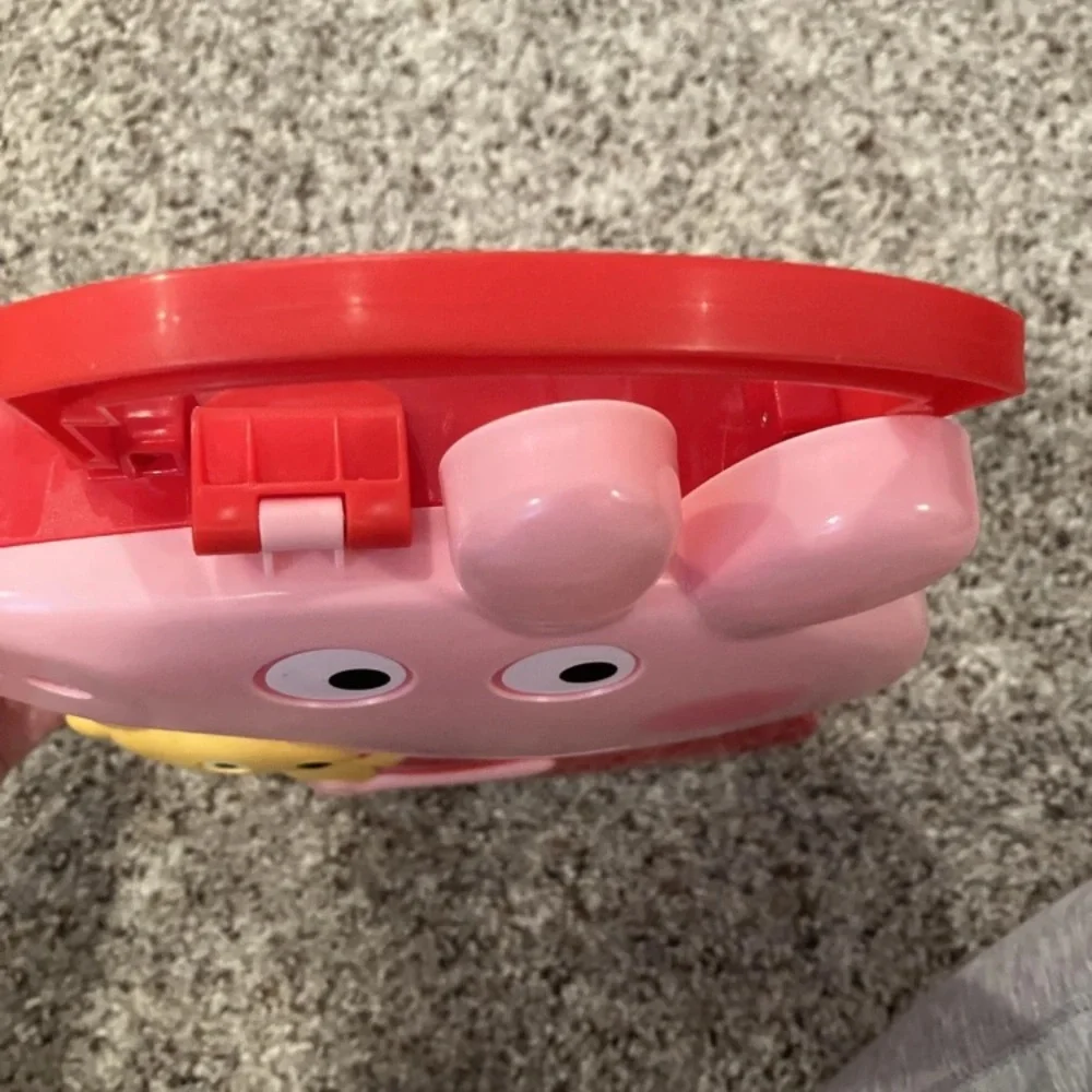 Peppa Pig Action Figure Set 9 With Carrying Case - Picture 6 of 7